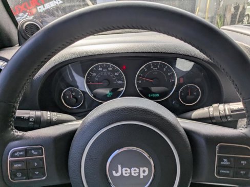 Used 2013 Jeep Wrangler Unlimited Sahara w/ Dual Top Group image 13