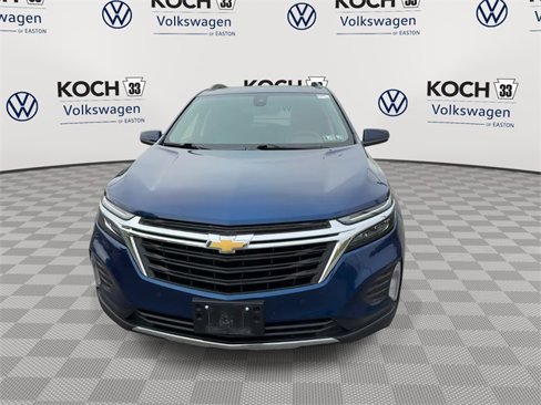Used 2023 Chevrolet Equinox LT image 3