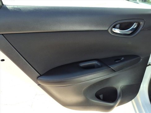 Used 2019 Nissan Sentra S image 24