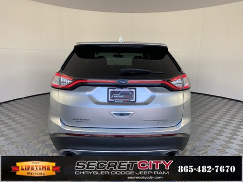 Used 2016 Ford Edge Titanium image 6