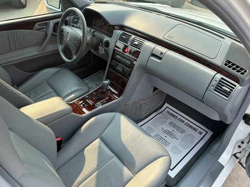 Used 2000 Mercedes-Benz E 430 Sedan image 13
