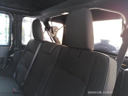 Used 2022 Jeep Wrangler Unlimited Sport image 16
