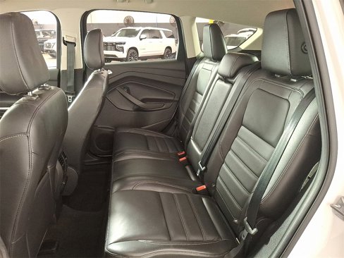 Used 2019 Ford Escape Titanium w/ U9j03 - Titanium Tow Package image 14