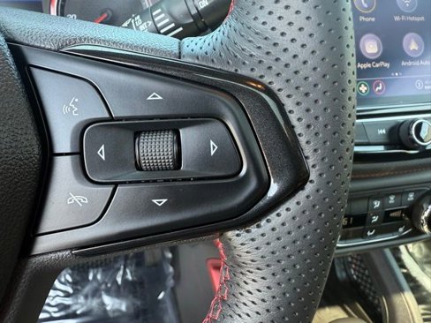 Used 2022 Chevrolet TrailBlazer RS w/ Sun and Liftgate Package image 24
