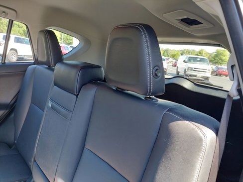 Used 2018 Toyota RAV4 Limited image 30