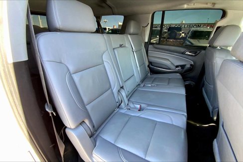 Used 2016 Chevrolet Suburban LT w/ Luxury Package image 19