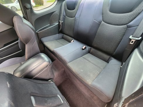 Used 2010 Hyundai Genesis 2.0T image 8