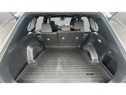 Used 2022 Toyota RAV4 SE w/ SE Grade Weather Package image 15