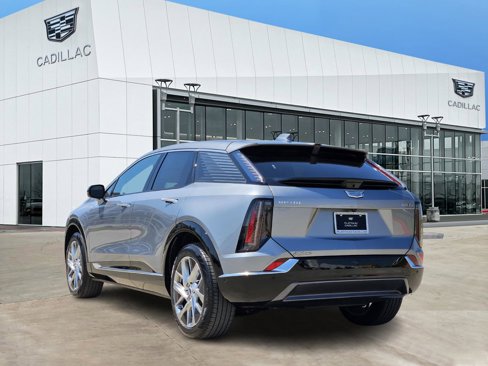 New 2025 Cadillac Optiq Luxury 1 image 4