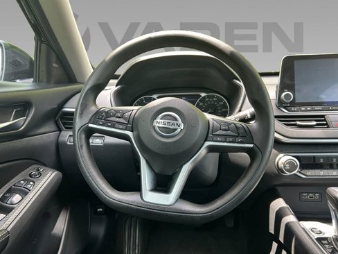 Used 2022 Nissan Altima 2.5 SV image 10