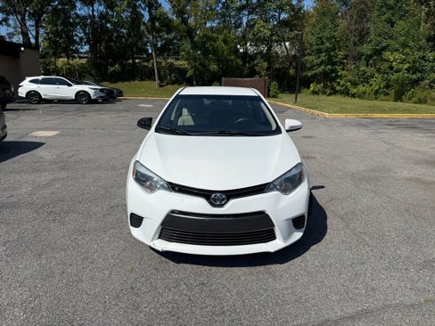Used 2015 Toyota Corolla LE Premium image 2