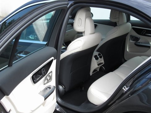 New 2025 Mercedes-Benz C 300 4MATIC Sedan image 15