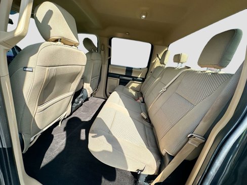 Used 2020 Ford F150 XLT image 23