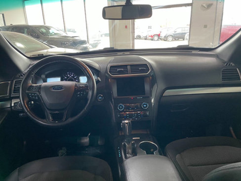 Used 2018 Ford Explorer XLT w/ Equipment Group 201A image 21