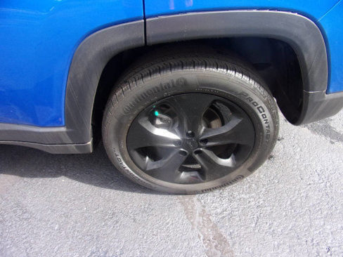 Used 2020 Jeep Compass Latitude image 11