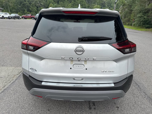 Used 2023 Nissan Rogue SV image 4