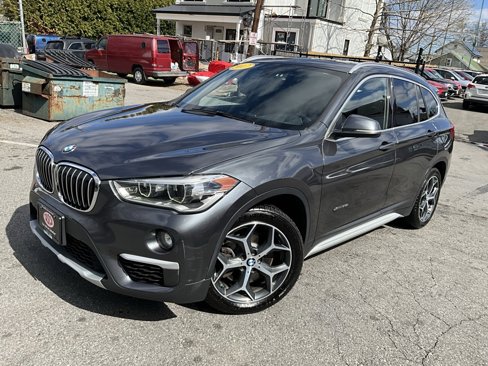 Used 2017 BMW X1 xDrive28i image 1