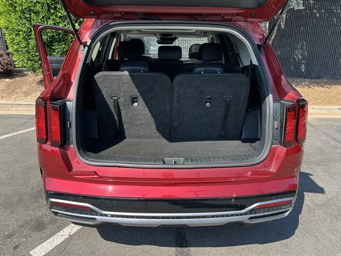 Used 2021 Kia Sorento S w/ Panoramic Sunroof Package image 16