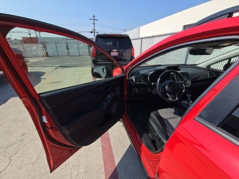 Used 2020 Subaru Crosstrek 2.0i Premium w/ Moonroof Package 2 image 9