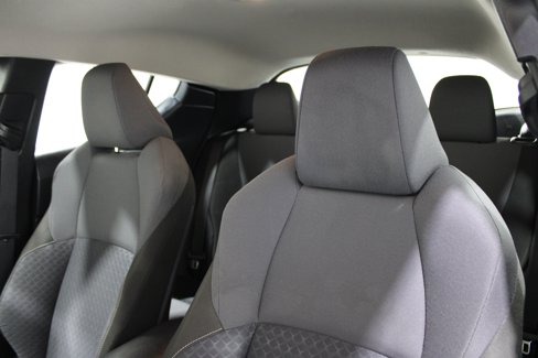 Used 2020 Toyota C-HR LE image 5