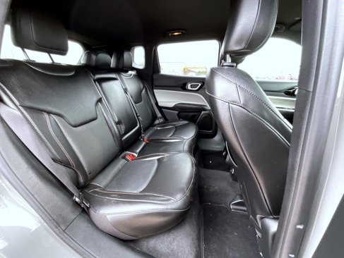 Certified 2023 Jeep Compass Limited image 18