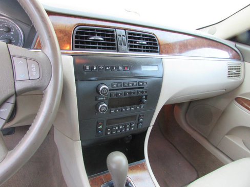 Used 2006 Buick LaCrosse CXL w/ Driver Confidence Package image 21