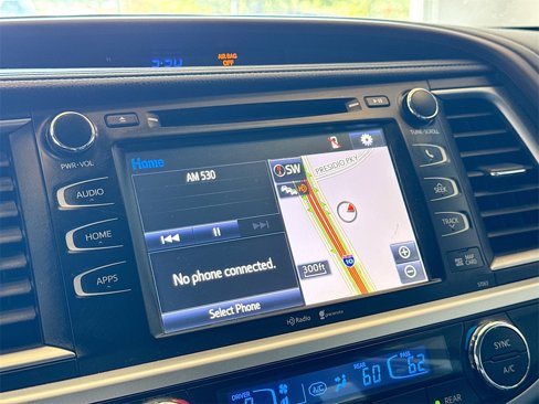 Used 2015 Toyota Highlander XLE image 15