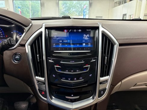 Used 2015 Cadillac SRX Luxury w/ Driver Awareness Package image 42