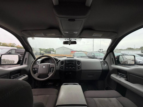 Used 2004 Ford F150 XLT image 5