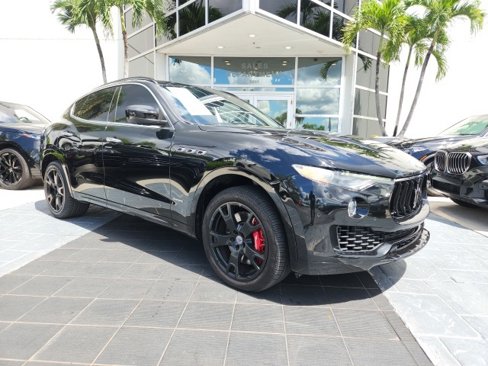 Used 2018 Maserati Levante S GranSport image 1