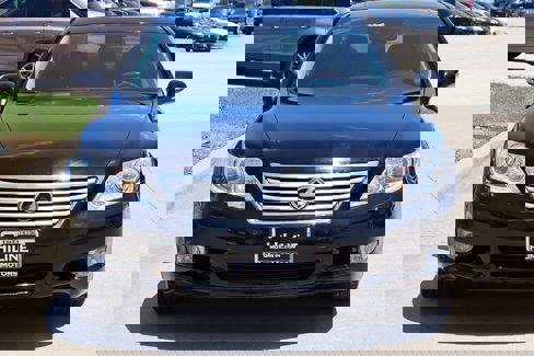 Used 2010 Lexus LS 460 image 3