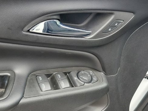 Used 2022 Chevrolet Equinox LT image 22