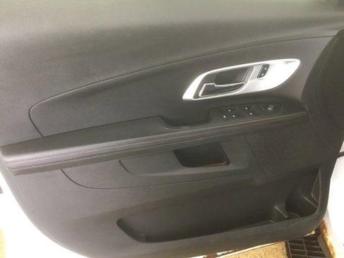 Used 2014 Chevrolet Equinox LT w/ Driver Convenience Package image 6