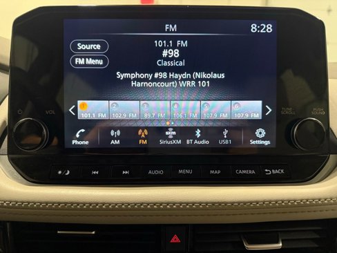 Used 2023 Nissan Rogue SL image 23