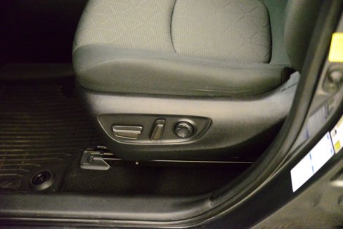 Used 2021 Toyota RAV4 XLE image 27