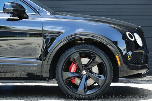 Used 2019 Bentley Bentayga image 18