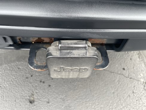 Used 2014 Jeep Grand Cherokee Limited w/ Trailer Tow Group IV image 9