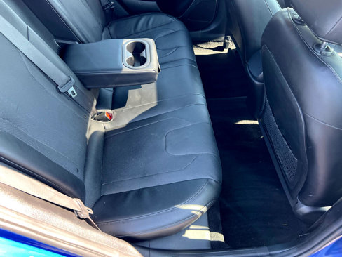 Used 2021 Hyundai Elantra Limited image 53