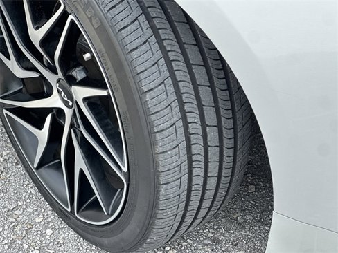 Used 2022 Kia Stinger GT-Line image 32