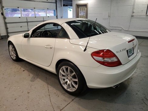 Used 2008 Mercedes-Benz SLK 350 image 37