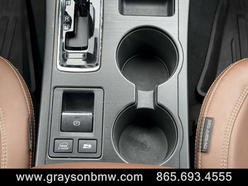 Used 2018 Subaru Outback 3.6R Touring image 19