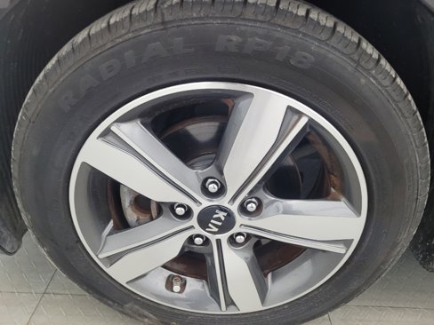 Used 2018 Kia Forte S image 31