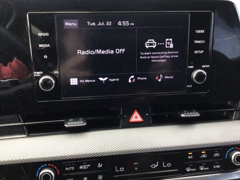 Used 2023 Kia Sportage LX image 9