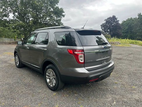 Used 2013 Ford Explorer XLT image 7