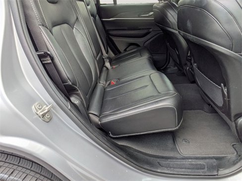 Certified 2023 Jeep Grand Cherokee Limited image 29