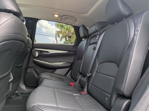 Used 2022 INFINITI QX50 Essential image 14