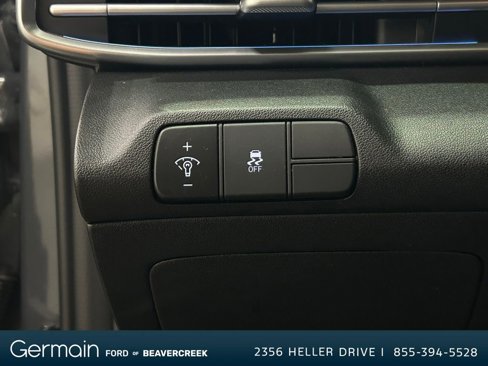 Used 2024 Hyundai Elantra Limited image 24