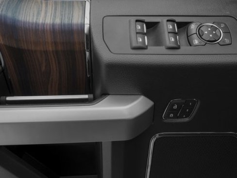 Used 2016 Ford F150 Lariat w/ Equipment Group 502A Luxury image 22