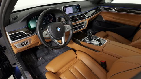Used 2020 BMW 740i xDrive w/ Interior Design Package image 30