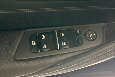Used 2019 BMW 530i w/ Premium Package image 16